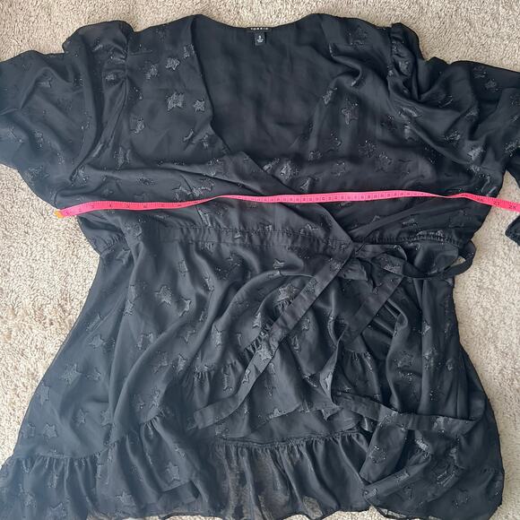 Torrid Star Surplice Ruffle Hem Wrap Top Black 3X 22-24 - Picture 7 of 8